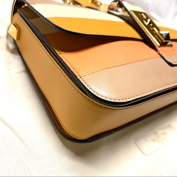 NEW Valentino B-Rockstud paneled shoulder bag - Picture 4 of 12